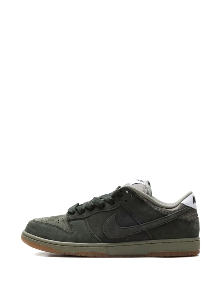 Sb Dunk Low Pro B Sneakers