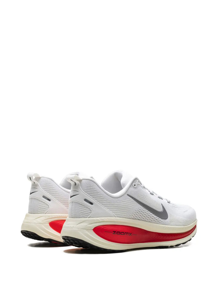 Vomero 18 Platinum Tint Siren Red Light Smoke Grey Metallic Pewter Sneakers