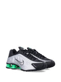 Shox R4 Sneakers