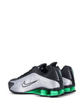 Shox R4 Sneakers