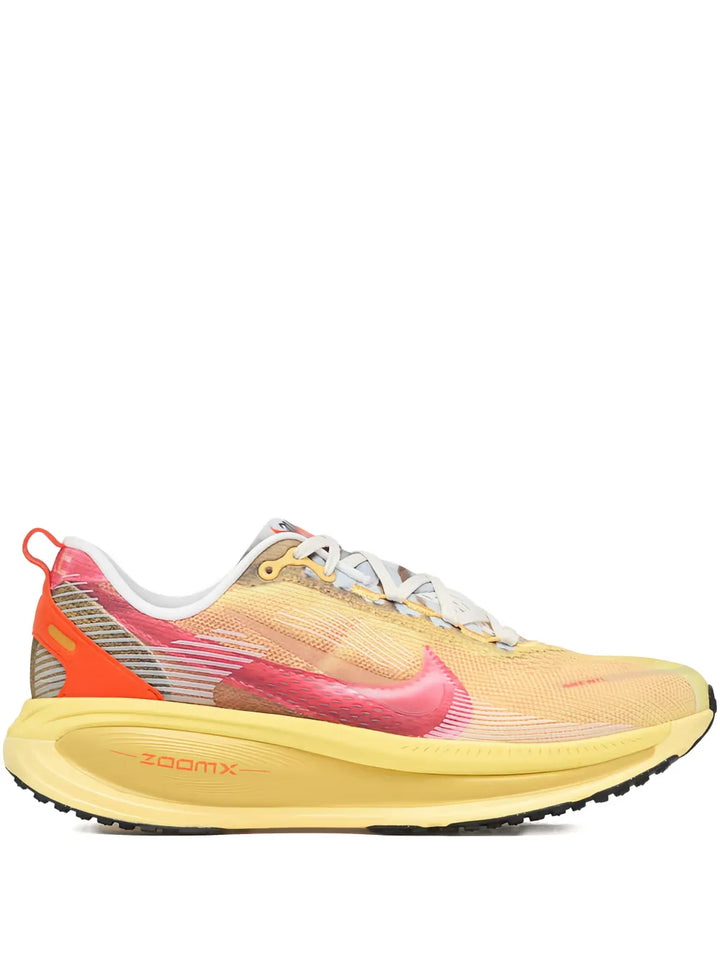 Vomero 18 Se International Running Pack - Vivid Sulfur Sneakers