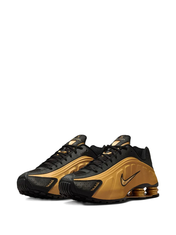 Shox R4 Sneakers