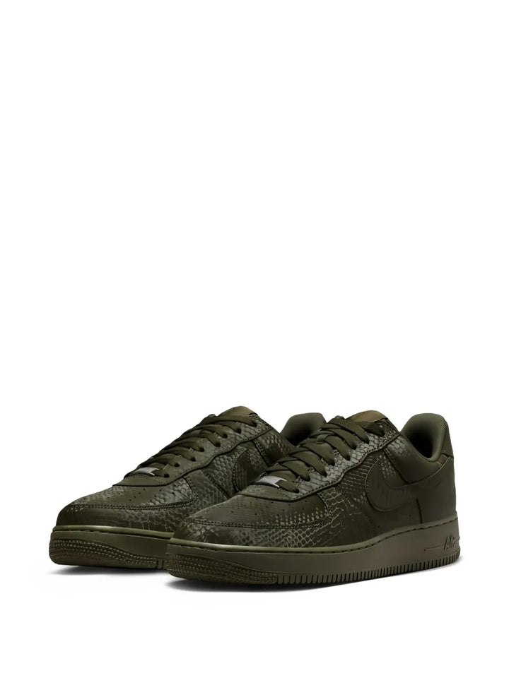 X Kobe Bryant Air Force 1 Low-Top Sneakers