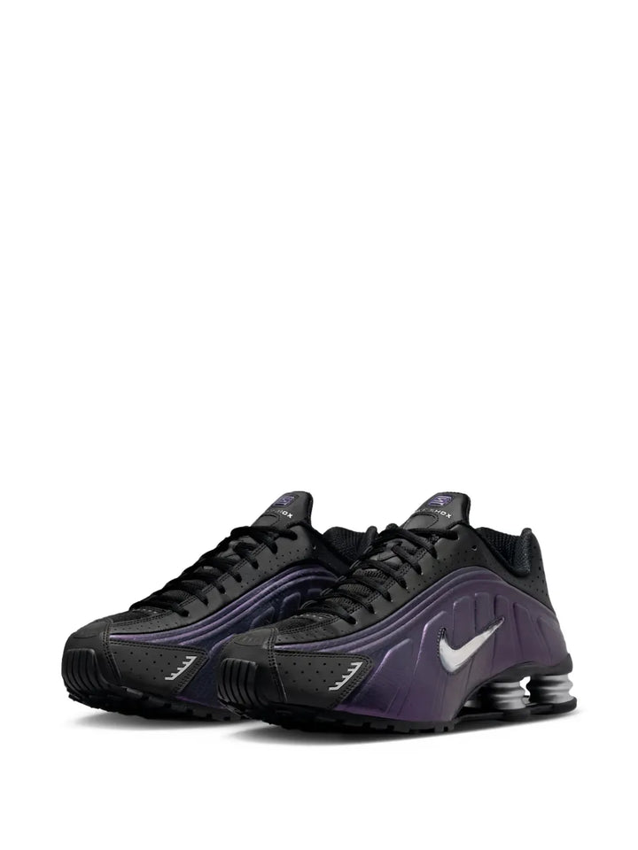 Shox R4 Lace-Up Sneakers